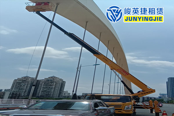 靖西柳州桥梁检测施工现场